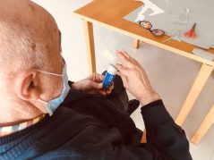 Adinekoen Nazioarteko Eguna