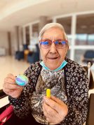 Pazko arrautzak margotzen Pazko arrautzak margotzen