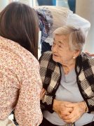 Visita de Olentzero y Mari Domingi