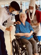 Visita de Olentzero y Mari Domingi